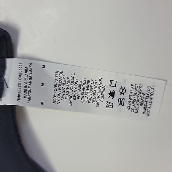 NIKE NWT ZENVY WOMENS TOP SZ MEDIUM - Picture 4 of 8